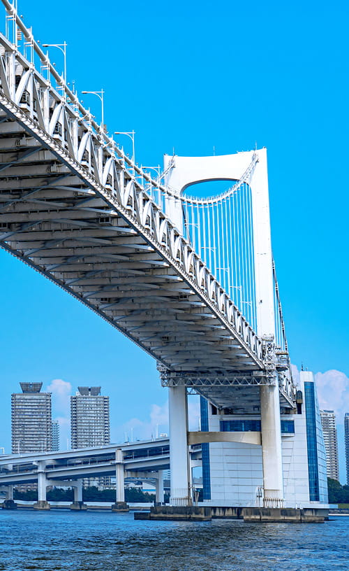 コンクリートの浮きひび割れ調査のエキスパート