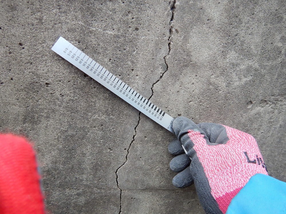 目視点検・打音点検